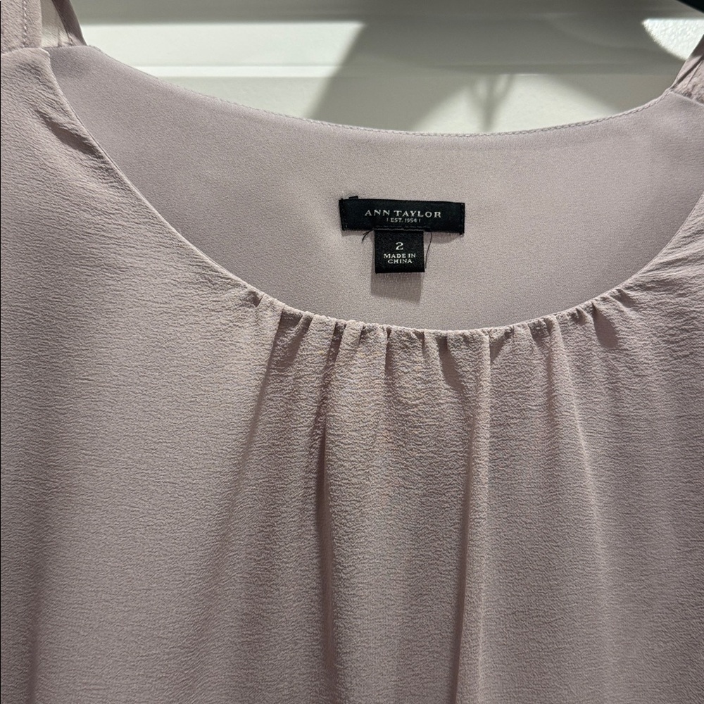 Elegant Lavender Blouse - Picture 7 of 7